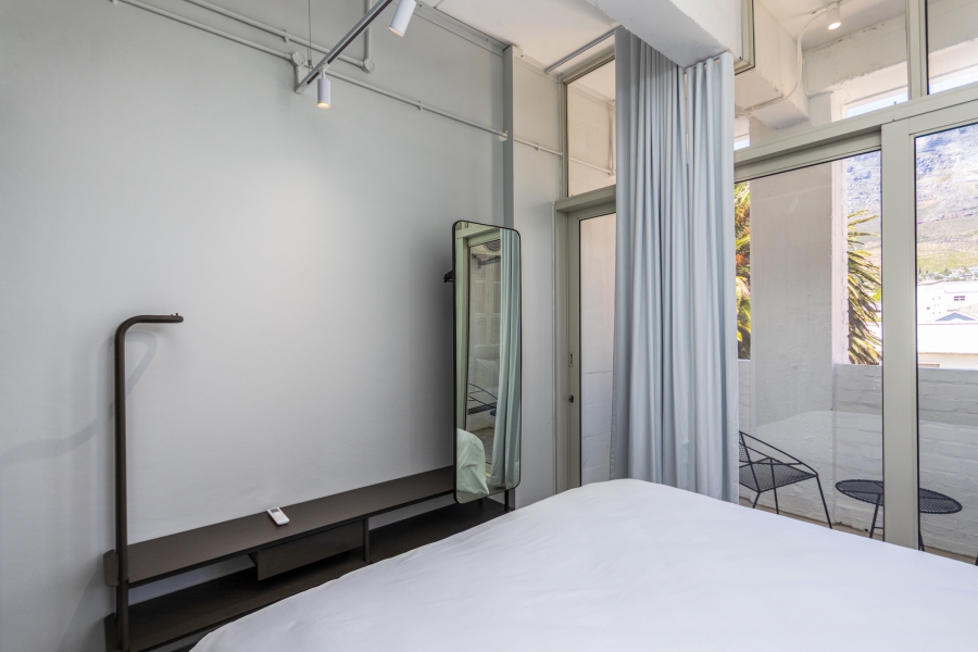 1 Bedroom Property for Sale in Gardens Western Cape